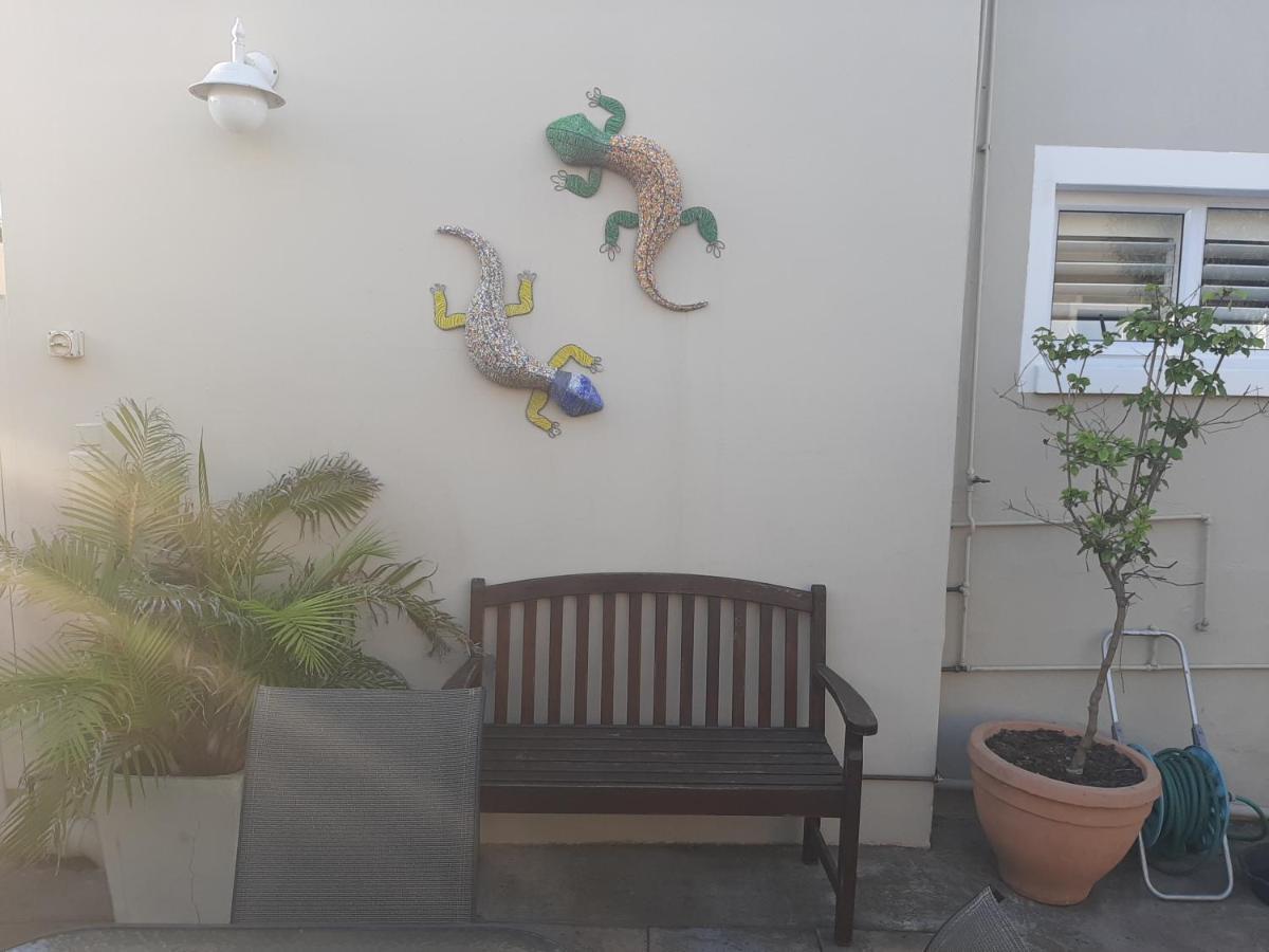 مبيت وإفطار بورت اليزابيث Urban Manor المظهر الخارجي الصورة